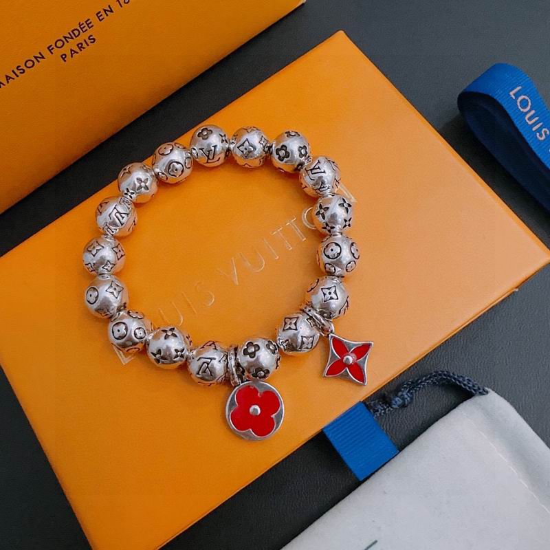 LV Bracelet 04yxh32